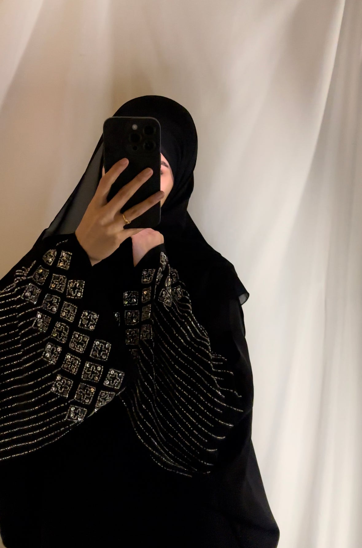 Amira Abaya